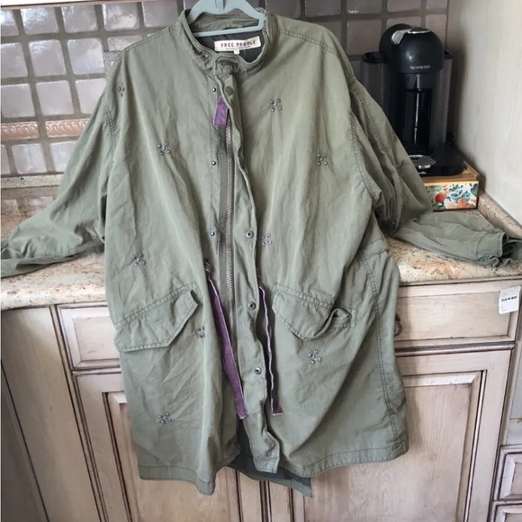 Free People Wildflower Parka Floral Embroidered Petals Velvet Drawstring Zip - Picture 6 of 7